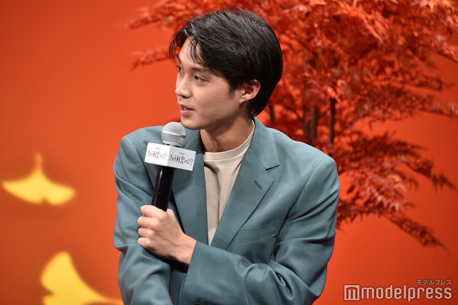 会場をざわつかせた松村北斗に対し「温冷交代浴ということですね！」と唯一理解していた磯村勇斗（C）モデルプレス