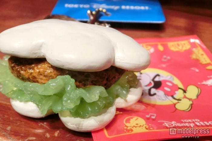 グローブ・シェイプ・チキンパオをイメージしたキーチェーン