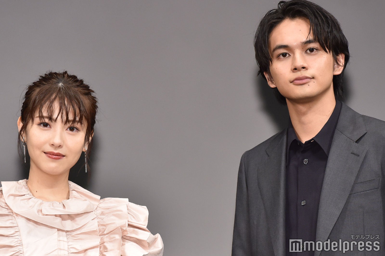 北村匠海、浜辺美波主演映画にカメラマンとして参加「真っ黒の服装をして忍んでいました」
