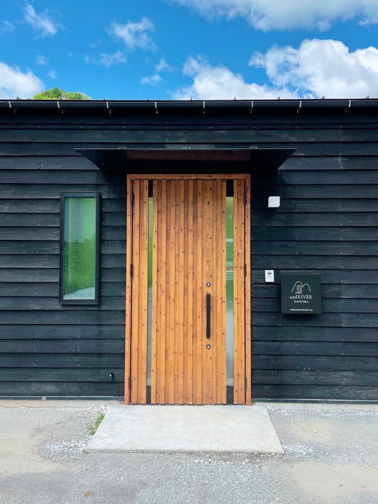 and RIVER勝浦／画像提供：タスマニアンプロジェクト