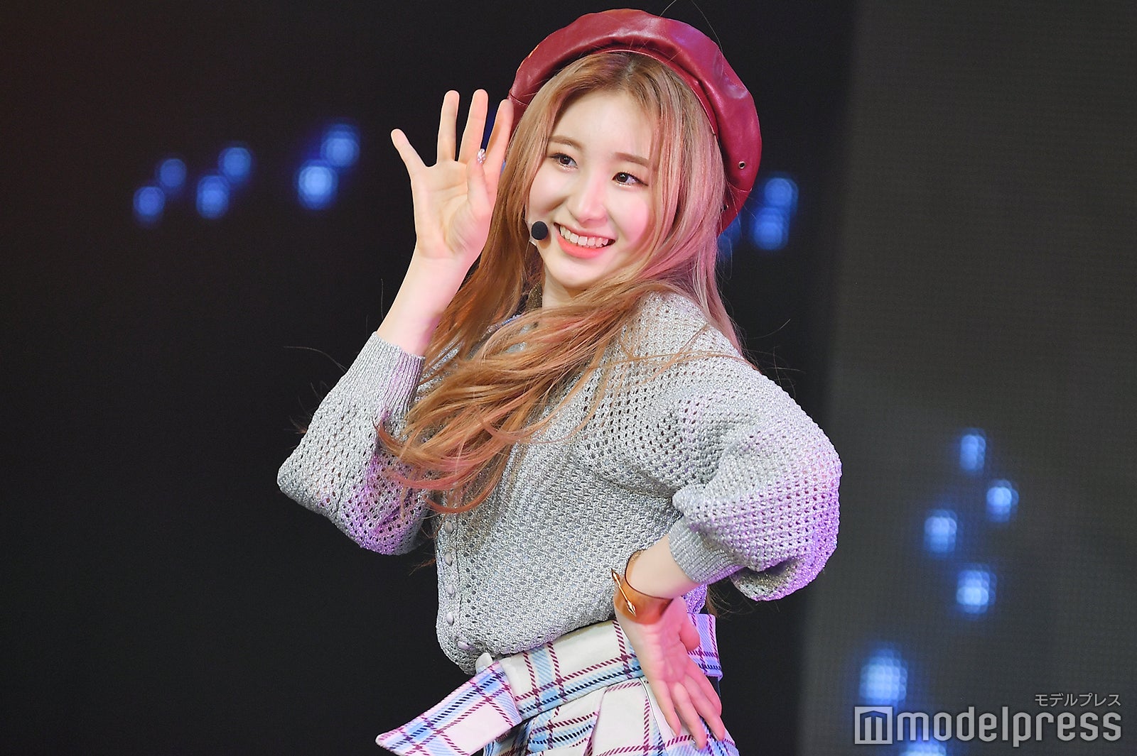 IZ*ONE Gmarket イチェヨン IZ*ONE出身イ・チェヨン、宮脇咲良バースデーを2ショットで祝福