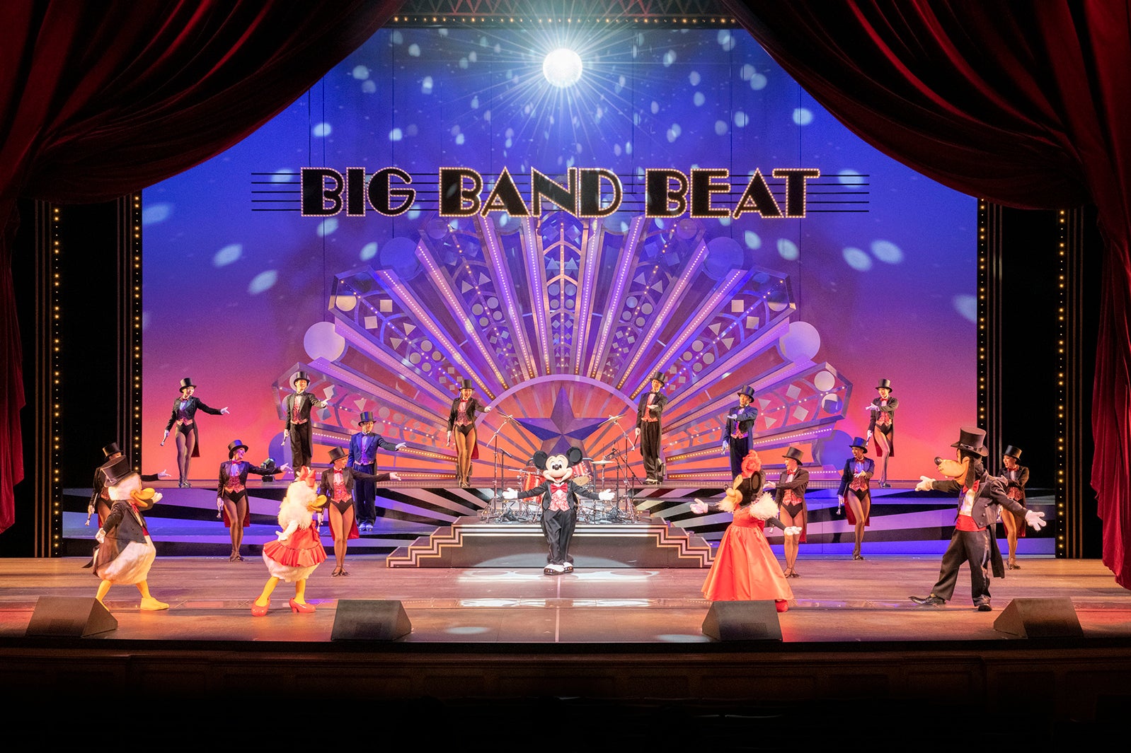 「ビッグバンドビート～ア・スペシャルトリート～」（C）Disney