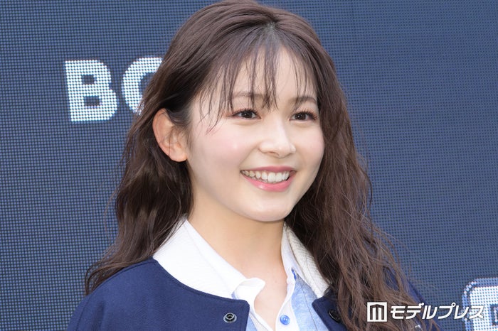 久間田琳加、超ミニ丈でスラリ美脚披露「スタイル最強」「モチベになる」