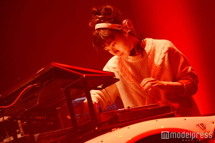 DJとしても活躍する中田クルミ(C)モデルプレス