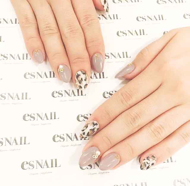 レオパード柄がオススメ/画像提供:esNAIL