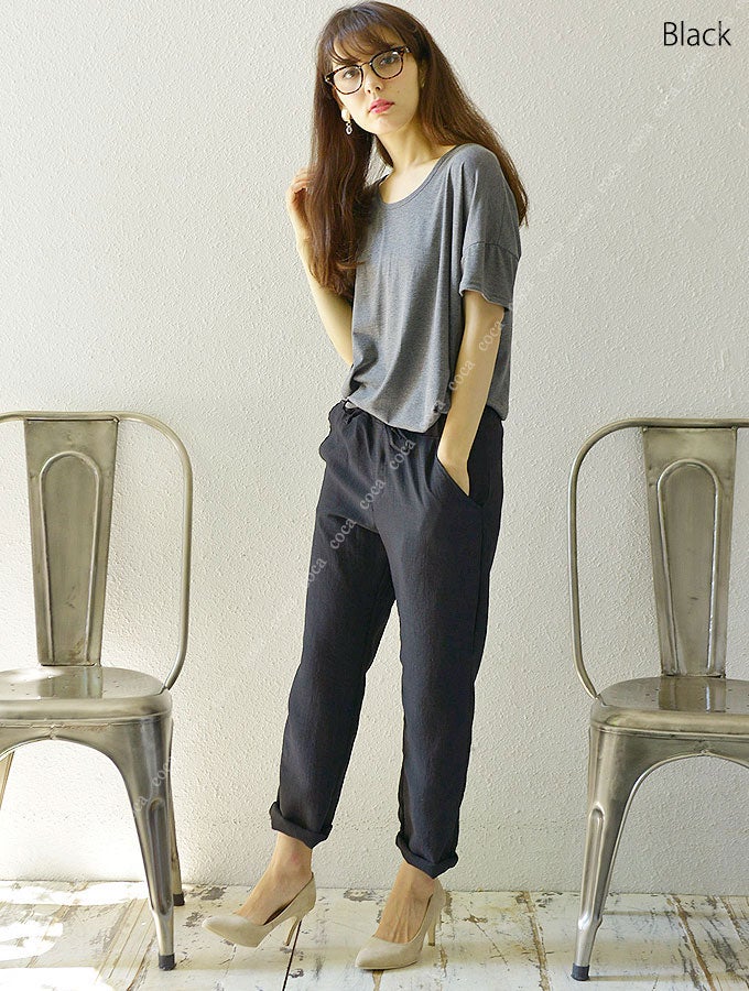 サラッとした着心地の大人クロップドパンツ「coca」2,690円（税込）