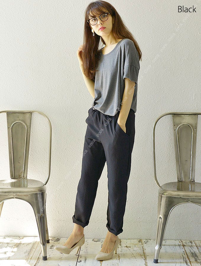 サラッとした着心地の大人クロップドパンツ「coca」2,690円(税込)