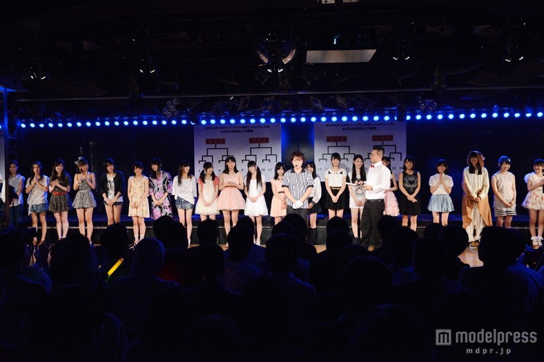 「第4回じゃんけん大会」AKB48研究生による予備戦の様子（C）AKS