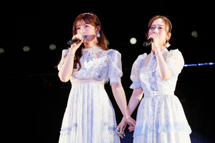 渋谷凪咲、川上千尋「渋谷凪咲卒業コンサート」より(C)NMB48