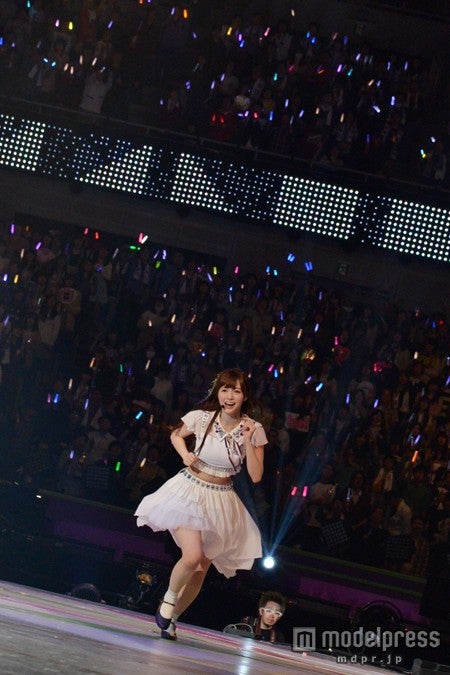 白石麻衣／「乃木坂46 2ND YEAR BIRTHDAY LIVE」より