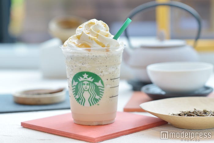 ほうじ茶 クリーム フラペチーノ(R) with キャラメルソース (C)モデルプレス