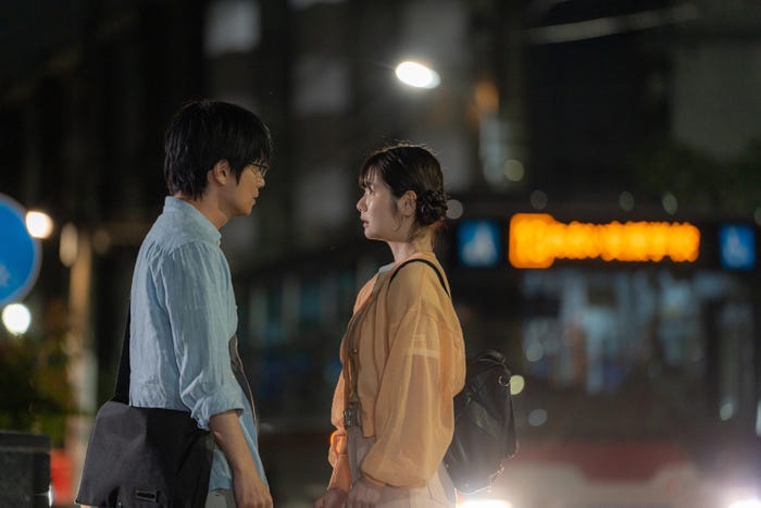 (左から)風間俊介、小野花梨(C)「初恋、ざらり」製作委員会