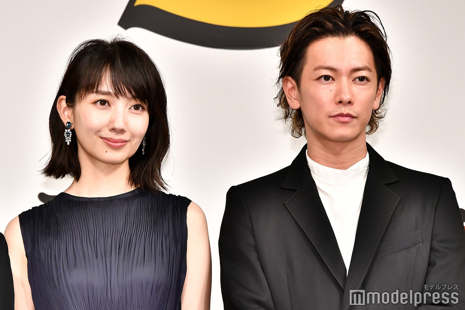 波瑠、佐藤健 （C）モデルプレス