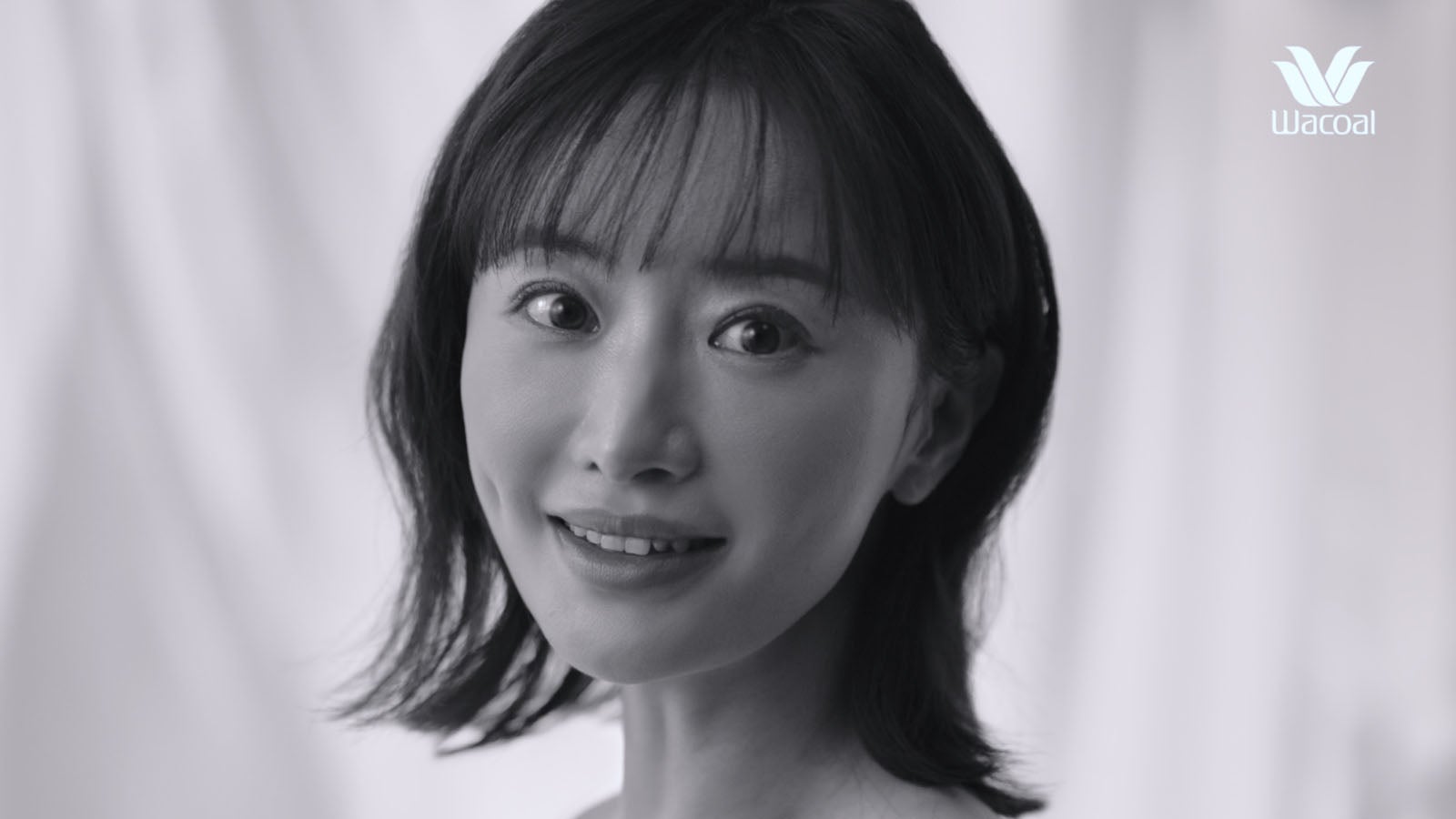 松本まりか／「あふれる幸せ」篇より（提供写真）