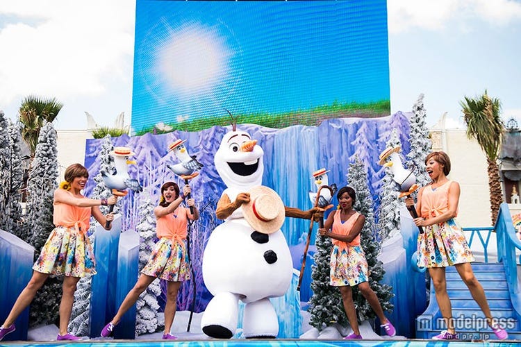 アナ雪 新ショースタート オラフの憧れを米ディズニーで堪能 モデルプレス アナ雪 新ショースタート オラフの憧れを米ディズニーで堪能 モデルプレス
