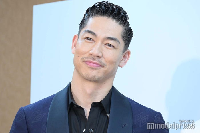 AKIRA (C)モデルプレス