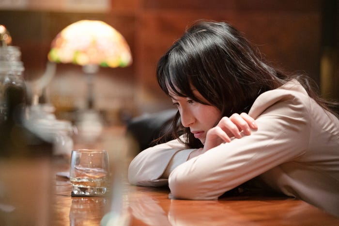 宮下かな子「私が獣になった夜~好きになっちゃいけない~」第4話(C)AbemaTV, Inc.