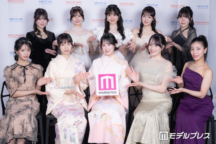 (前列左から)本田沙夢利さん、小木沙穂里さん、伊藤凌華さん、田中葵さん、齋藤真奈海さん(恒例左から)中本帆南さん、江川萌奈さん、田口心晴さん、大塚雛美さん、石井優衣さん(C)モデルプレス