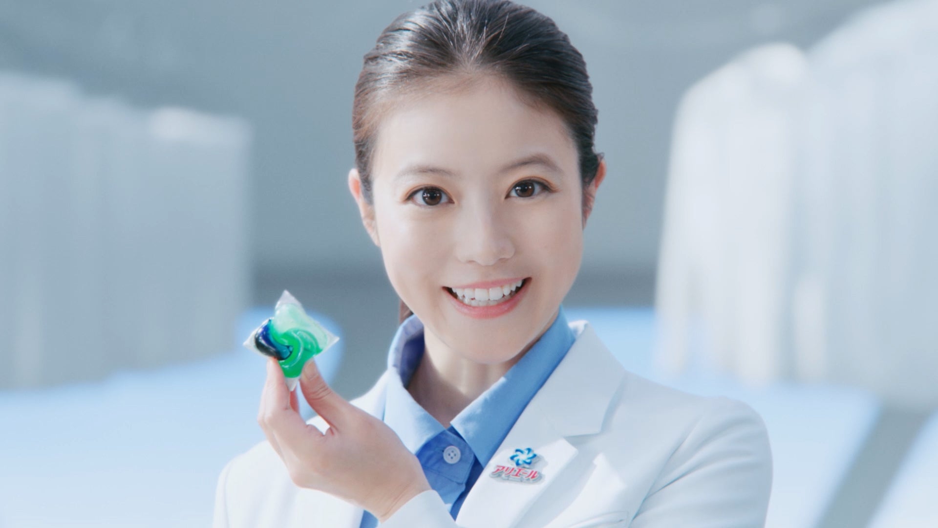 今田美桜／アリエール ジェルボール プロ_新TVCM「完全楽スゴ洗剤なんてアリエーヌ（部屋干し）篇」