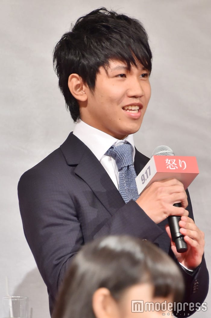 佐久本宝(C)モデルプレス