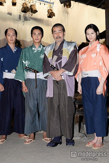 (左から)工藤阿須加、中村蒼、藤竜也、西内まりや