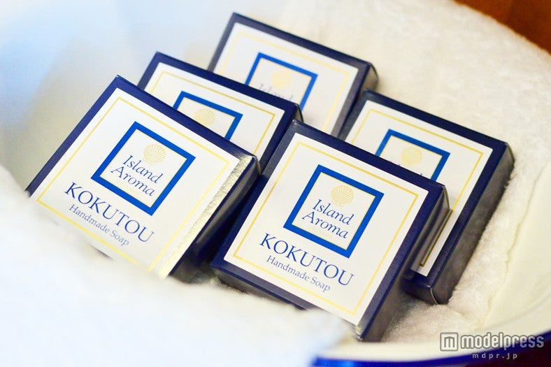 豊富なミネラル成分がお肌を保湿してくれる黒糖石けん