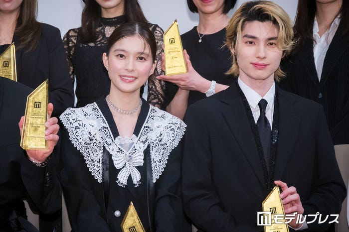 芳根京子、本田響矢(C)モデルプレス
