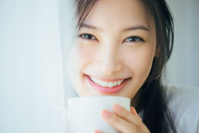 大政絢/『大政絢Beauty Calendar 2019.4-2020.3』特典カット(C)SDP