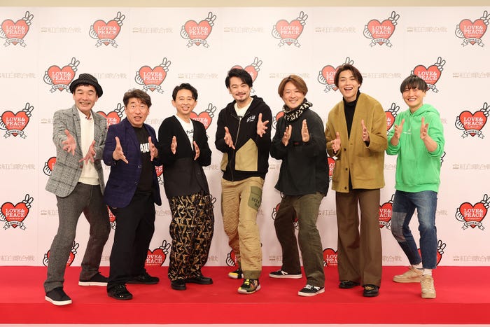 ダチョウ倶楽部(肥後克広、寺門ジモン)、有吉弘行、純烈(小田井涼平、酒井一圭、白川裕二郎、後上翔太)(C)モデルプレス