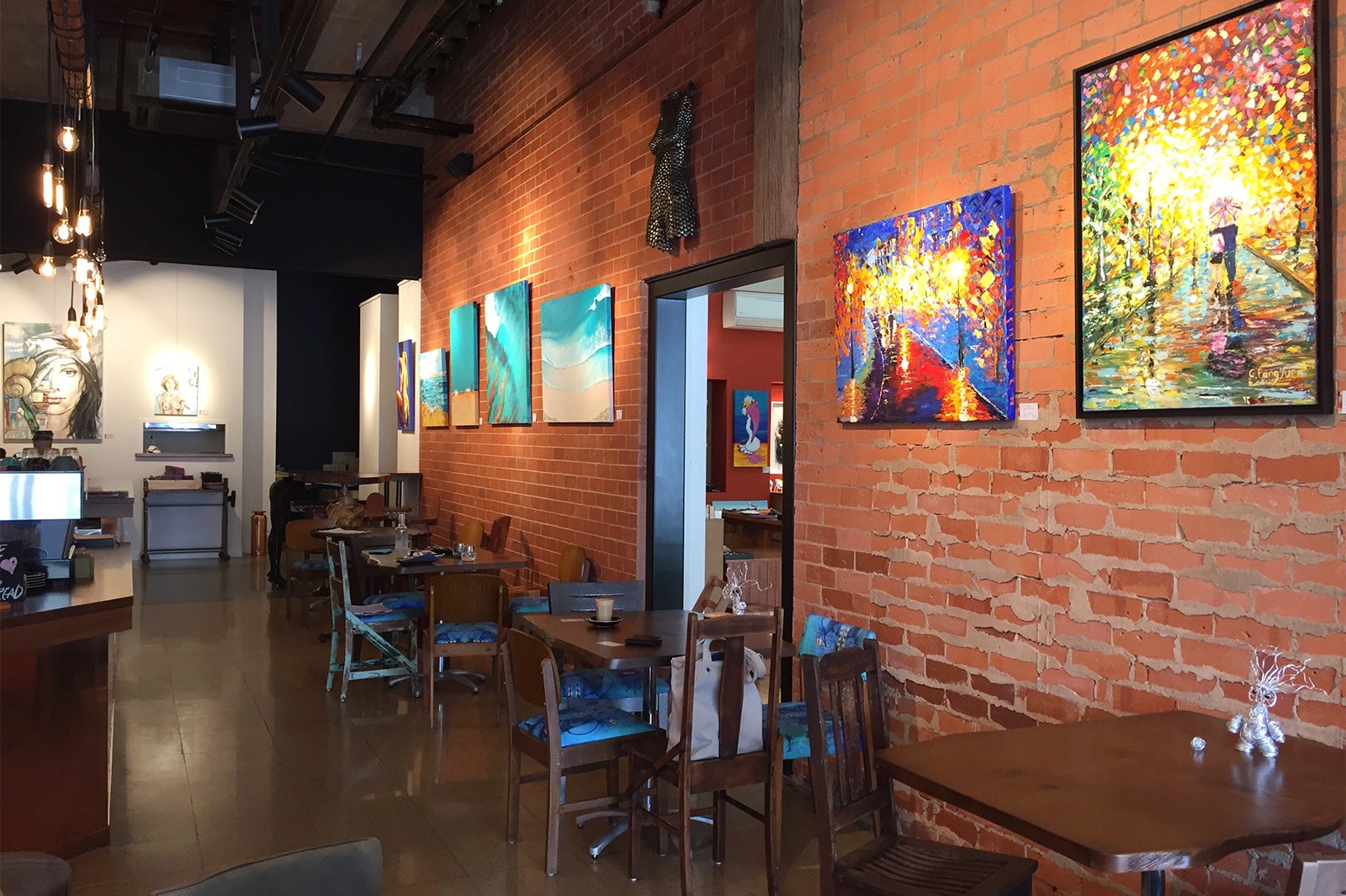 フュージョンアートバー＆タパス／画像提供：JTBワールドバケーションズ