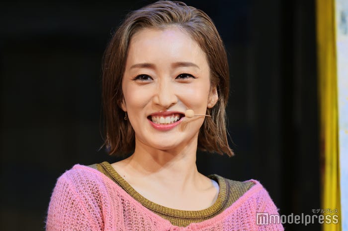 梅田彩佳(C)モデルプレス