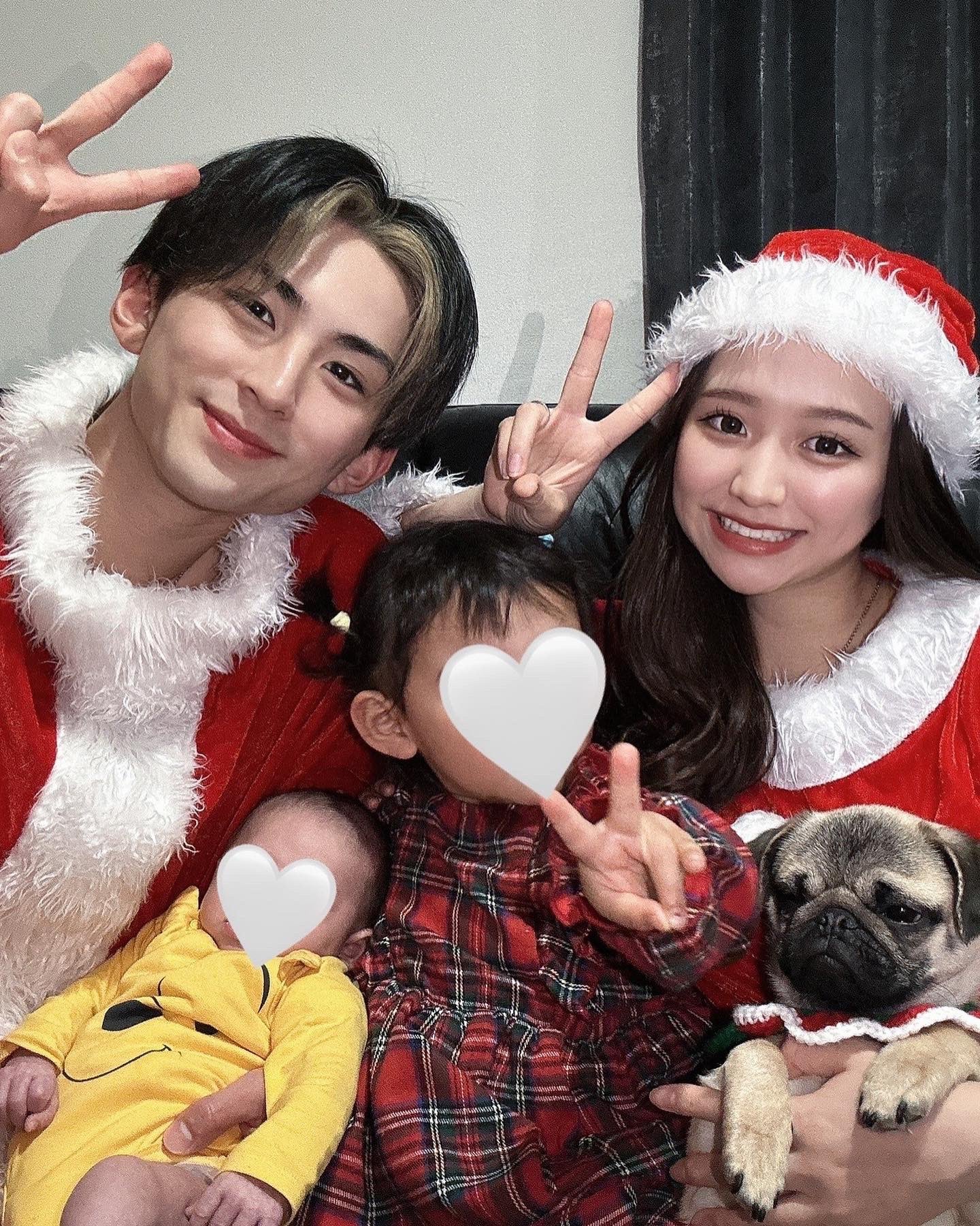 第2子誕生「今日好き」しゅんまや夫婦、家族集合写真公開 サンタコス姿に「素敵な家族」