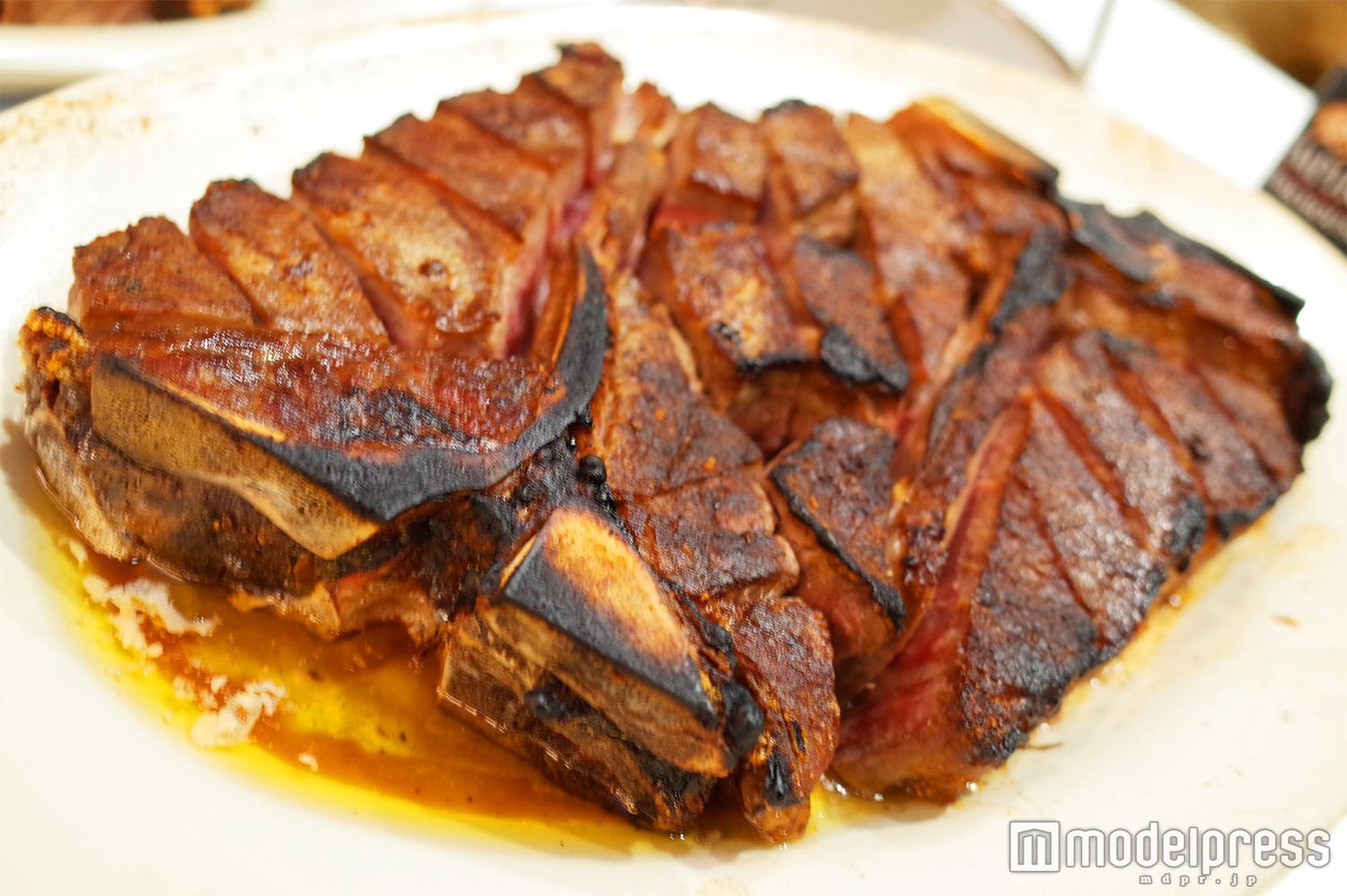 日本初上陸!六本木「エンパイアステーキ」実食レポ!デート向けワインも聞いてみた