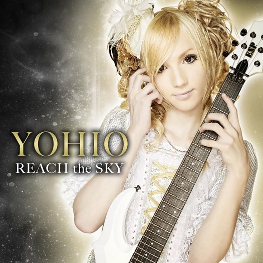YOHIO日本デビューミニアルバム「REACH the SKY」（2012年4月25日発売）