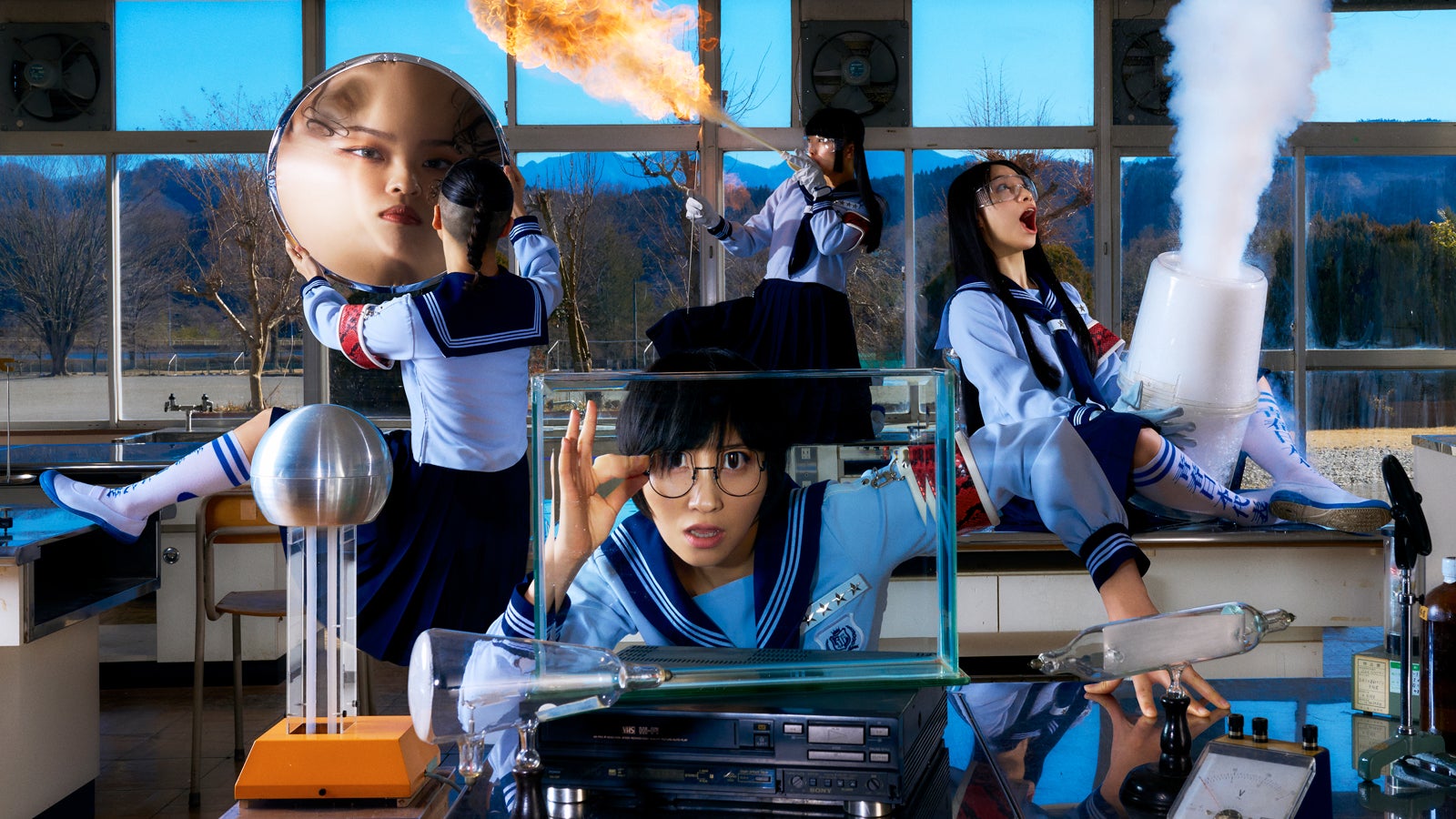 新しい学校のリーダーズ（提供写真）