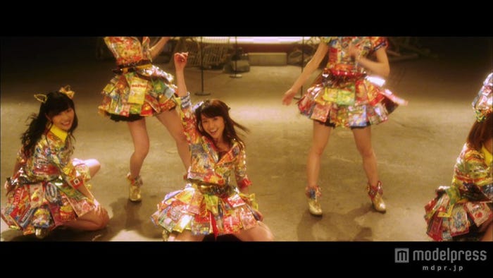 AKB48の35thシングル「前しか向かねえ」より