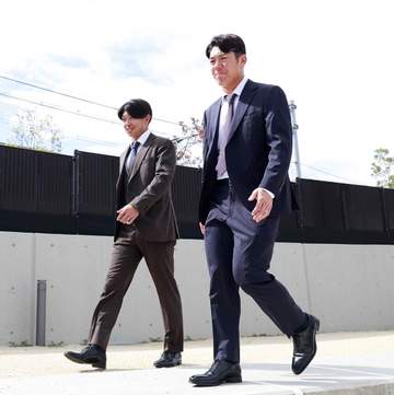 阪神が島田海吏と豊田寛に戦力外通告 島田は号泣「（今後は）正直、半々」 豊田「覚悟はしていた」 支配下選手では今オフ初の通告