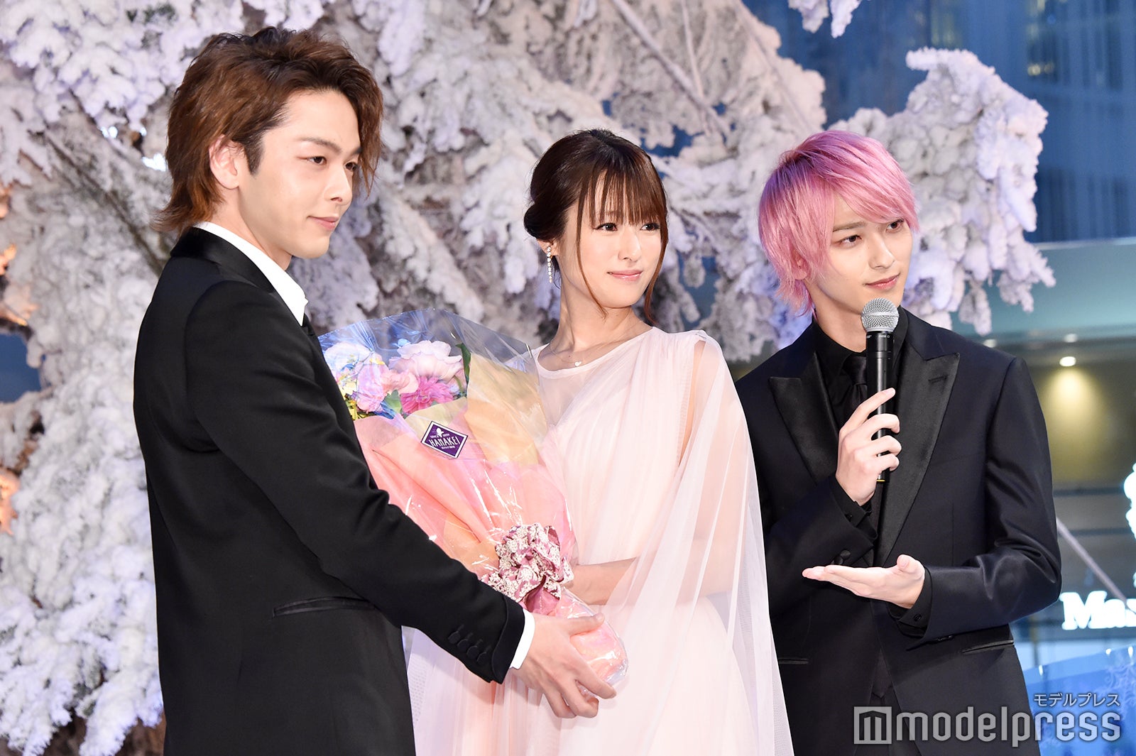 中村倫也、深田恭子、横浜流星 （C）モデルプレス