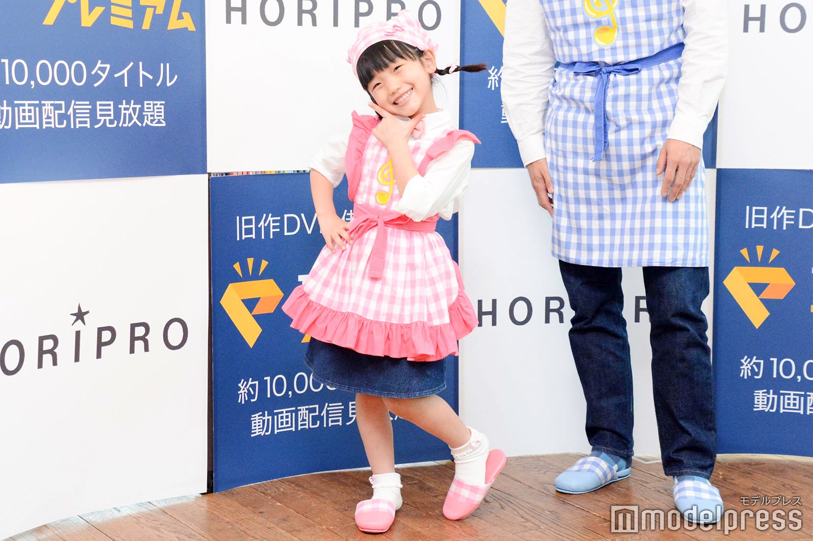 山崎莉里那 （C）モデルプレス