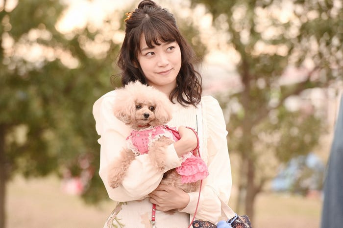 深川麻衣/「婚姻届に判を捺しただけですが」第3話より(C)TBS