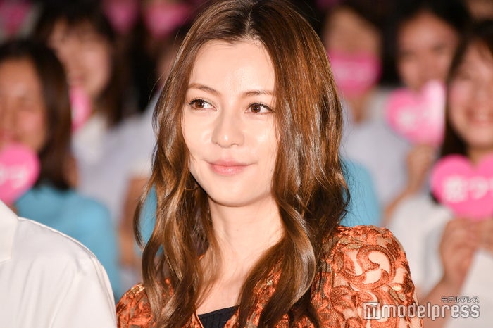 香里奈から フェロモンが襲いかかってきた 恋はつづくよどこまでも モデルプレス 香里奈から フェロモンが襲いかかってきた 恋はつづくよどこまでも モデルプレス