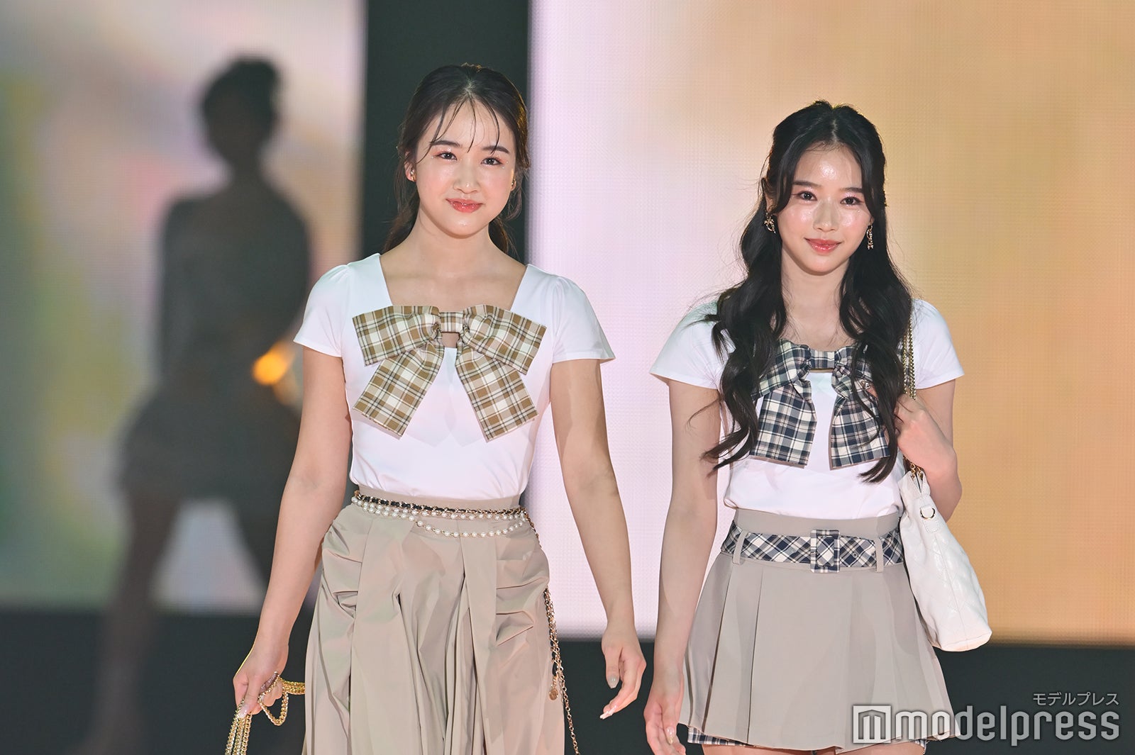 天翔愛、天翔天音（C）モデルプレス