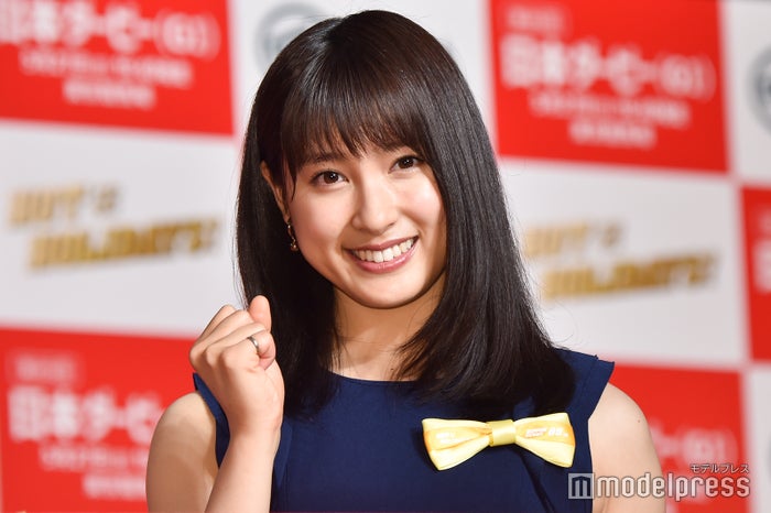土屋太鳳 ベリーショート メガネの変装姿に イケメン 美形際立つ とファン興奮 モデルプレス 土屋太鳳 ベリーショート メガネの変装姿に イケメン 美形際立つ とファン興奮 モデルプレス