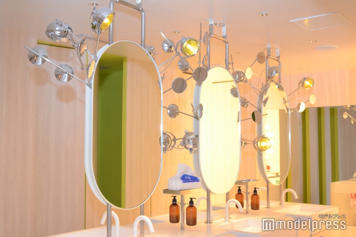 女性トイレ（C）ビューティーガール