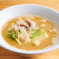 鯛のうまみがハンパない!濃厚なのにさっぱり旨いイタリアンシェフが作る「真鯛ラーメン」が駒沢大学に登場