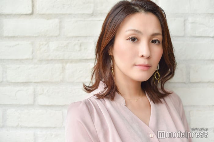 斉藤舞子アナ(C)モデルプレス
