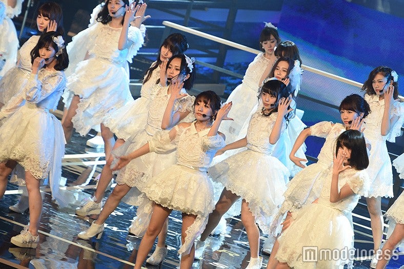 AKB48、卒業の高橋みなみに捧げた「レコ大」…全身全霊のパフォーマンス＜レコ大＞