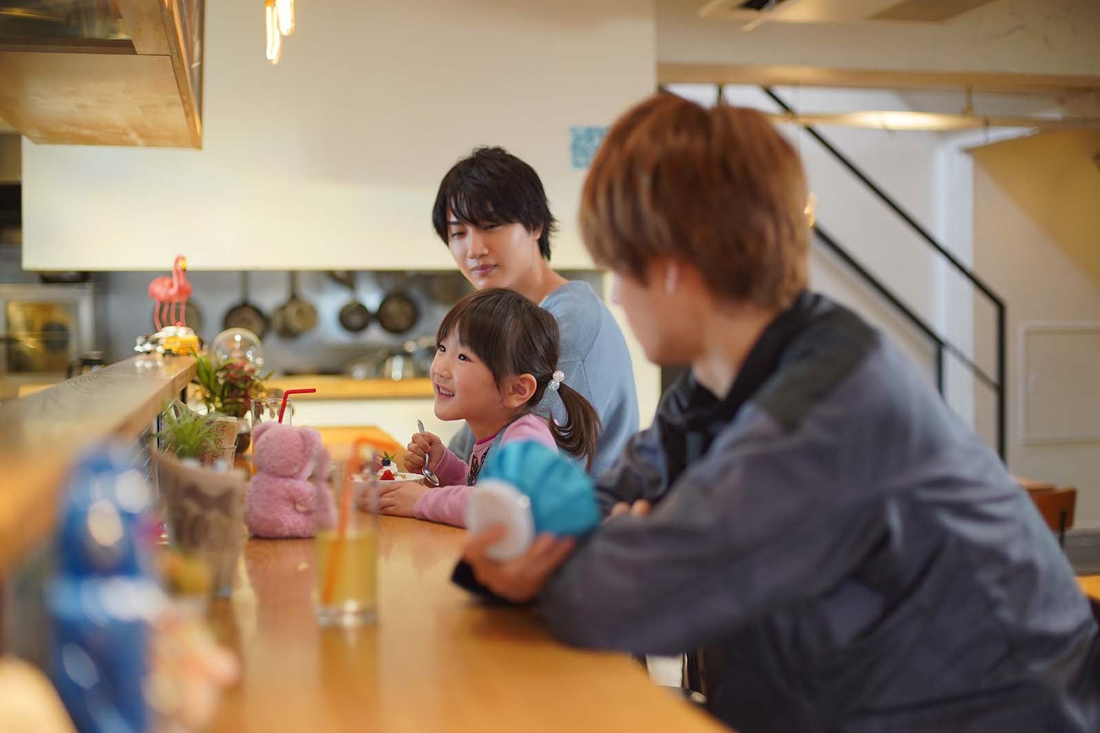 桜田通、白浜優凪、藤岡真威人「クールドジ男子」第5話より（C）那多ここね／SQUARE ENIX・ドラマ「クールドジ男子」製作委員会