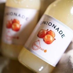 辛くない甘いタマネギを使用。新体験飲料「オニオネード」が誕生