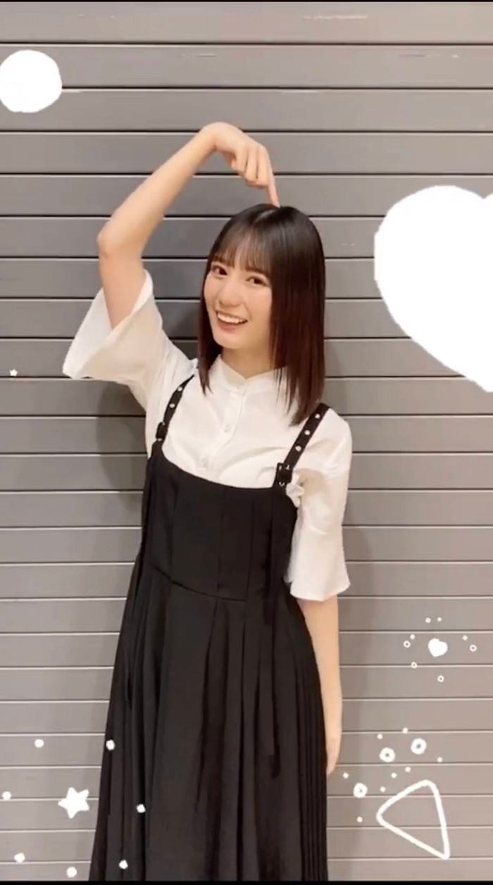 日向坂46 Tiktok 片想いハート 動画が話題に 真似したくなる可愛さ アザトカワイイ モデルプレス 日向坂46 Tiktok 片想いハート 動画が話題に 真似したくなる可愛さ アザトカワイイ モデルプレス